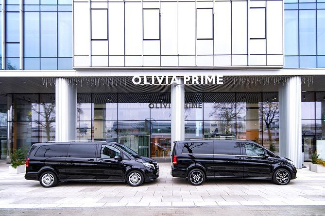 private-transfer-from-the-hotel-apartment-or-private-address-to-the-gdansk-airport