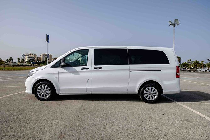private-transfer-larnaca-airport-to-larnaca-district-1-14-pax