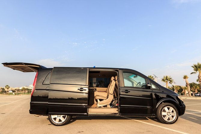 private-transfer-larnaca-airport-to-protaras-with-return-1-14-pax