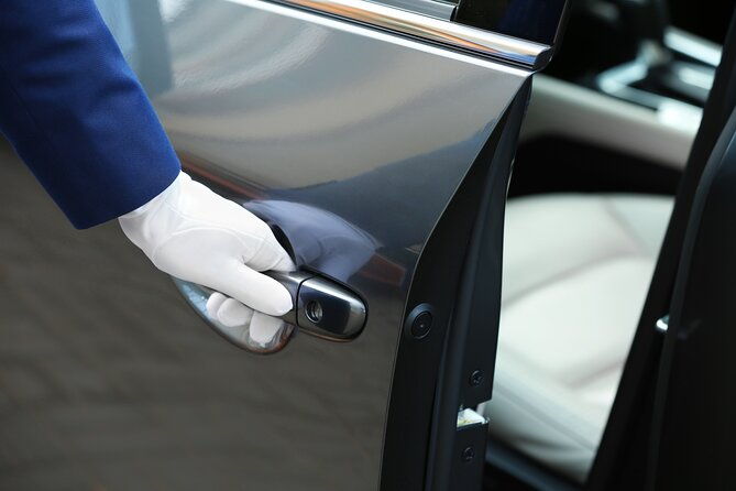 private-transfer-to-or-from-dulles-airport-iad-to-washington-dc