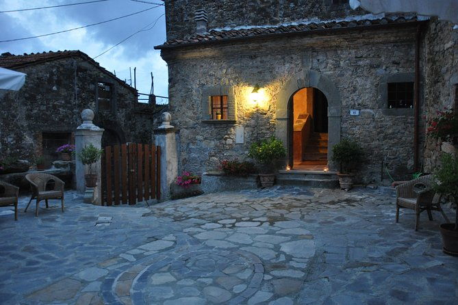 private-tuscan-italian-cooking-class-cheese-tasting-with-ilaria