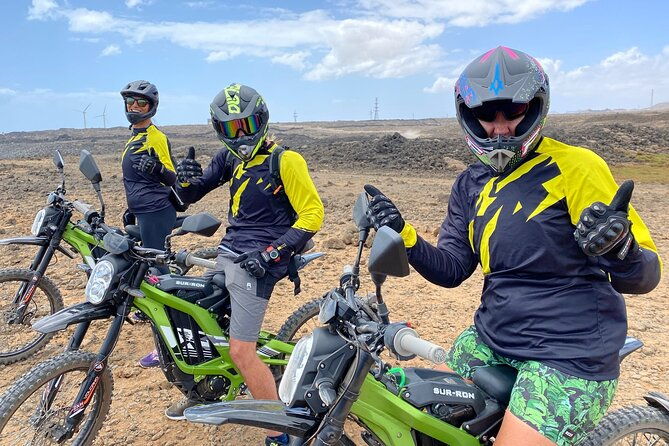 private-volcanoes-tour-electric-experience-of-fuerteventura-2