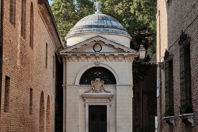 private-walking-tour-discover-ravennas-stunning-mosaics