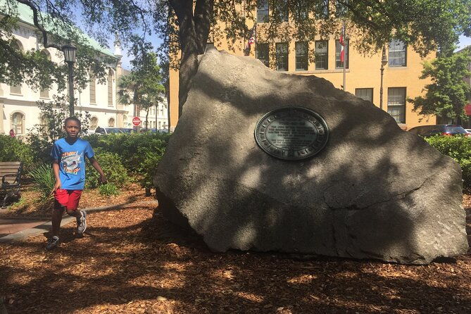 private-walking-tour-of-historic-savannah