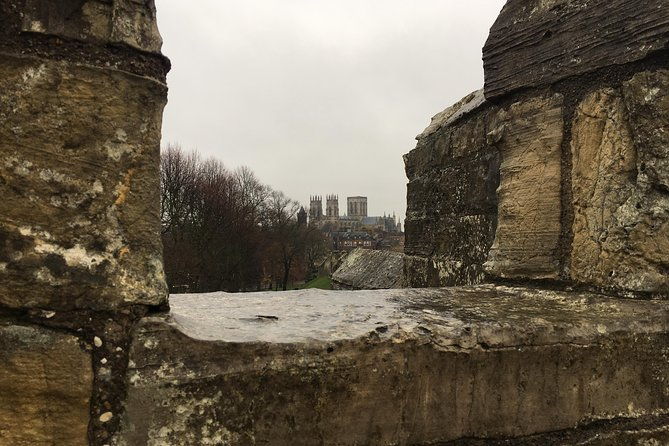 private-walking-tour-york-city-highlights-and-york-minster