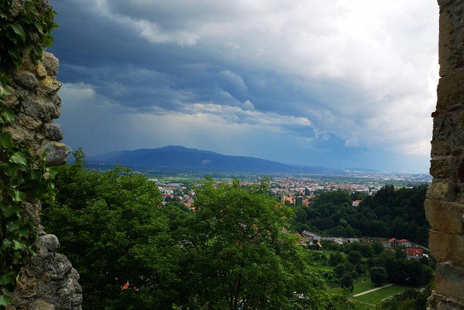 private-wine-tour-from-zagreb-two-local-wineries-samobor