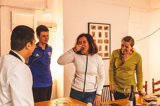 private-workshop-preparation-of-pintxos-with-lunch-in-bilbao-2