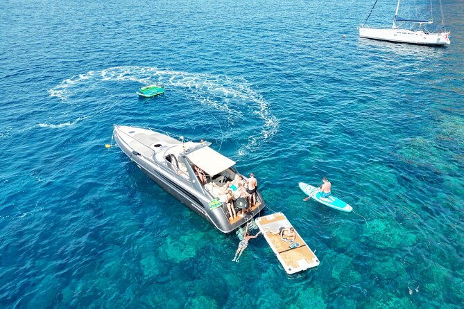 private-yacht-tour-with-drinks-and-snorkeling-in-gran-canaria
