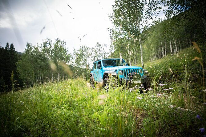 private-you-drive-jeep-experience-in-vail