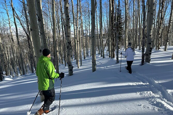 privately-guided-snowshoe-experience-2