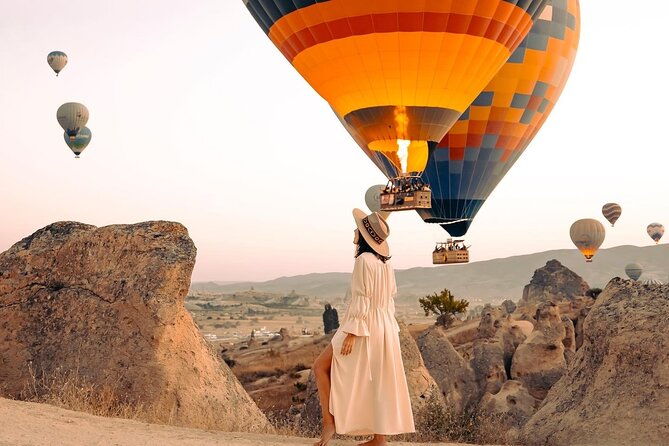 professional-photoshooting-among-valleys-of-cappadocia