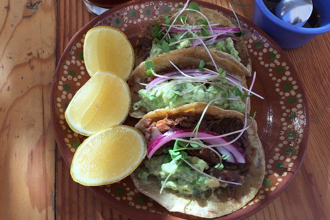 puerto-nuevo-lobster-margaritas-and-mariachi-private-tour