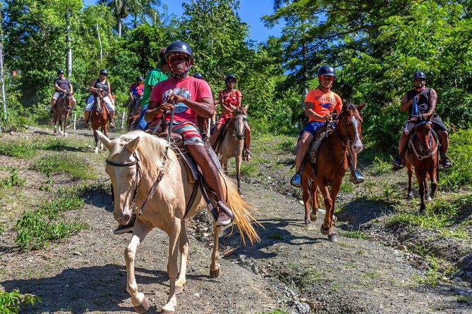 puerto-plata-damajagua-waterfalls-safari-buggy-horseback-riding-top3in1