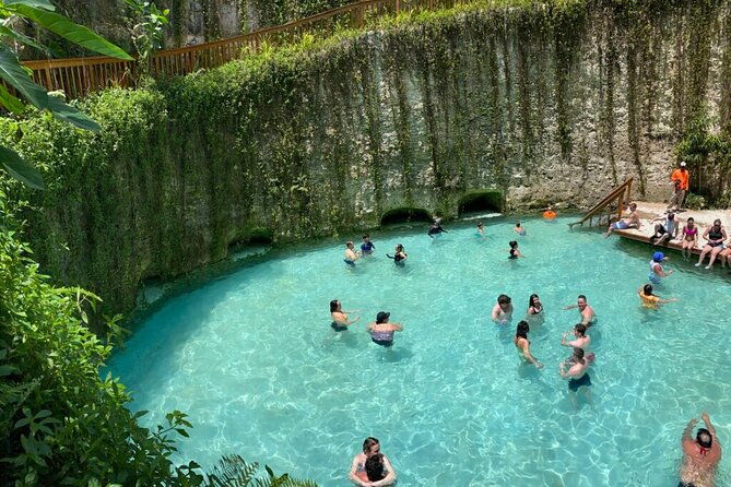 punta-cana-buggy-tour-blue-lagoon-dominican-village-and-lunch