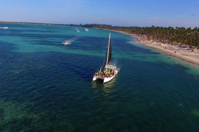 punta-cana-party-cruise-with-snorkeling-hooka-diving-and-parasailing