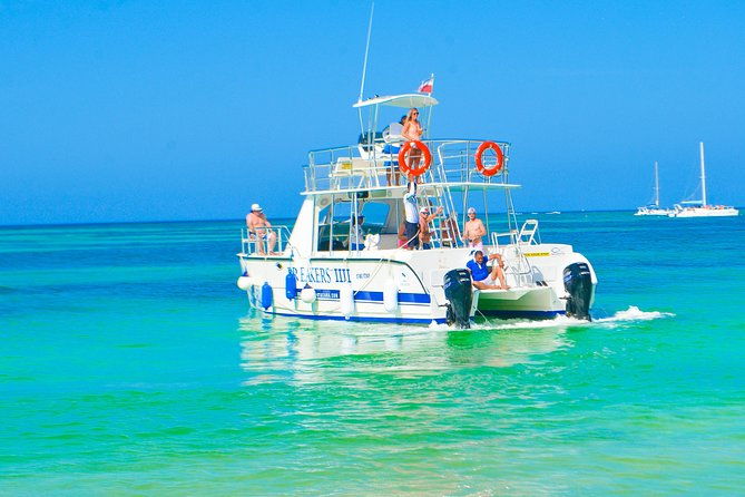 punta-canas-best-private-catamaran-bbq-snorkeling-paradise