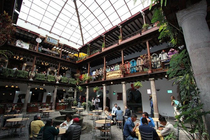 quito-old-town-private-walking-tour-local-market-fruits-chocolate-tasting