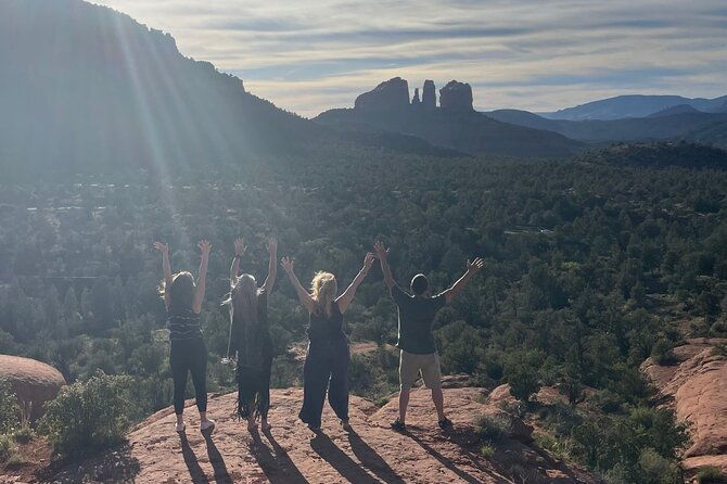 reiki-sound-healing-on-the-red-rocks-of-sedona