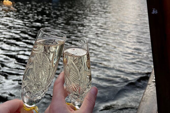 riga-sunset-boat-tour-with-welcome-drink