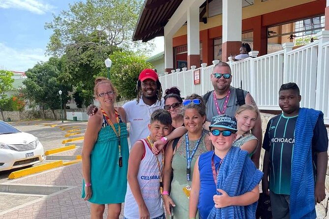 roatan-tours-with-transport