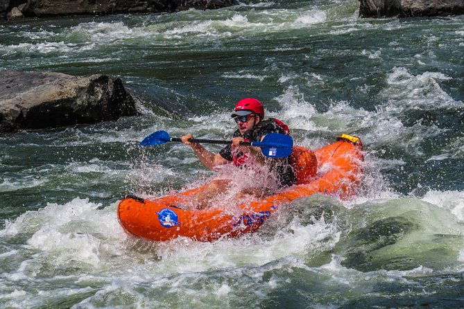 rogue-river-hellgate-canyon-pm-half-day-raft-trip-2
