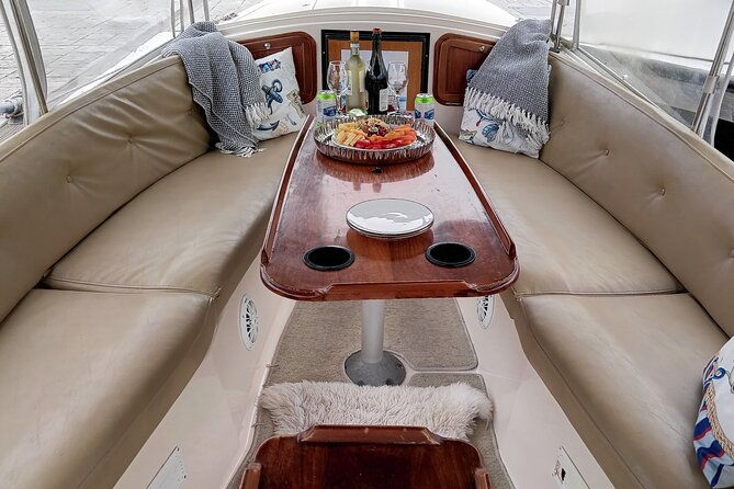 romantic-luxury-boat-cruise-with-wine-cheese-sea-liontours