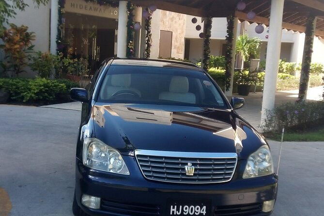 roundtrip-transfer-from-uvf-airport-to-resorts-in-gros-islet-groups-of-4-plus