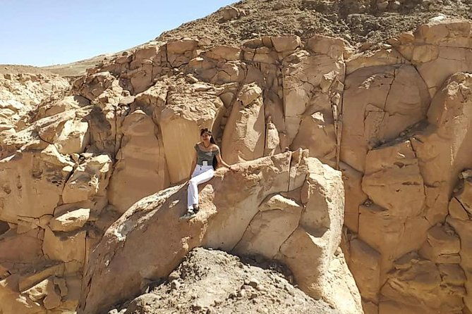 route-of-the-sillar-and-petroglyphs-of-culebrillas