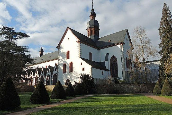 rudesheim-and-monastery-eberbach-tour
