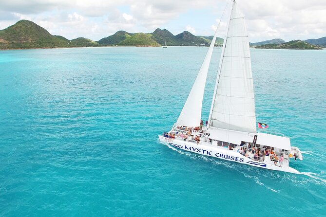 sailing-antiguas-west-coast