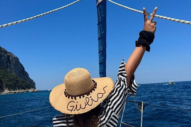 sailing-tour-and-lunch-on-board-sorrento-and-capri