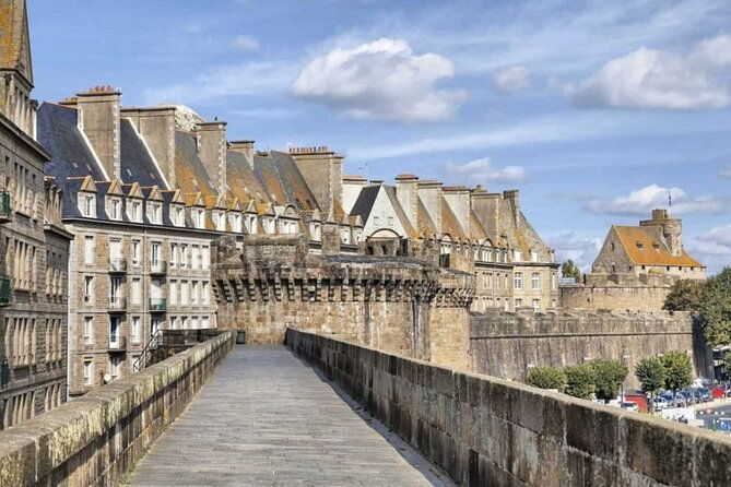 saint-malo-2-hour-private-walking-tour-commentary