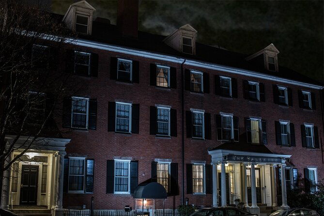 salem-ghosts-witches-warlocks-hauntings