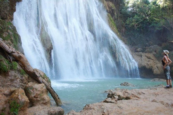 samana-bay-bacardi-island-and-limon-waterfall-2