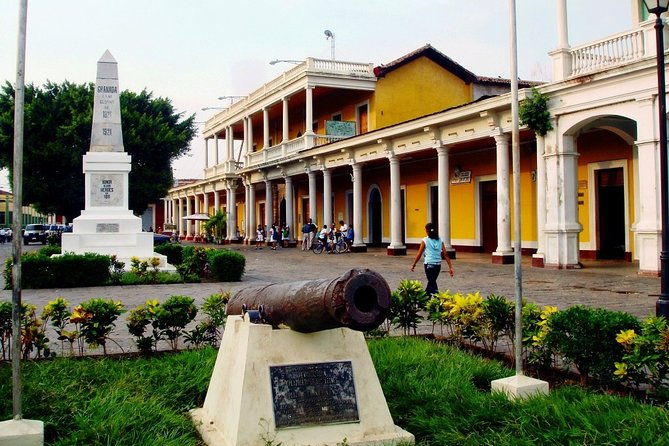 san-juan-del-sur-shore-excursion-granada-colonial-city-and-365-islets