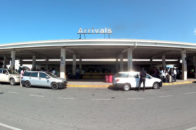 sangster-international-airport-transfer-to-hotels-mbj-montegobay-jamaica