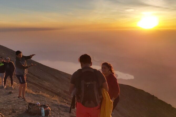 santa-ana-volcano-sunrise