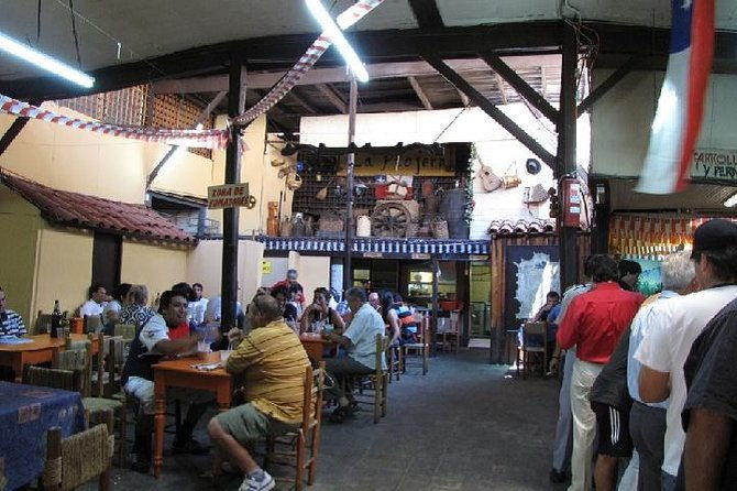 santiago-city-experience-walking-tour-market-visit-lunch-coffee-included