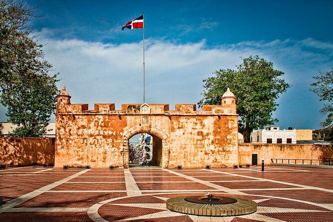 santo-domingo-city-tour-with-pickup-in-cap-cana