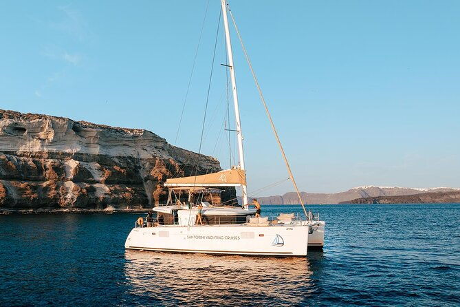 santorini-sunset-sailing-cruise-dinner-bbq-open-bar-transfers