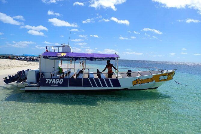 saona-island-excursion-small-group-on-motorized-trimaran