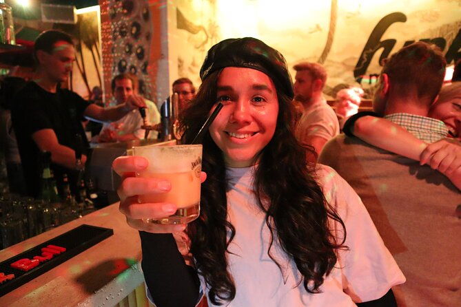 saturday-night-bar-crawl-in-vienna-austria
