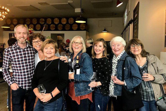 seattle-wine-and-waterfall-luxury-small-group-day-tour-with-lunch-2