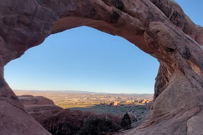 secluded-arches-sunset-experience-best-of-devils-garden-easy-hike