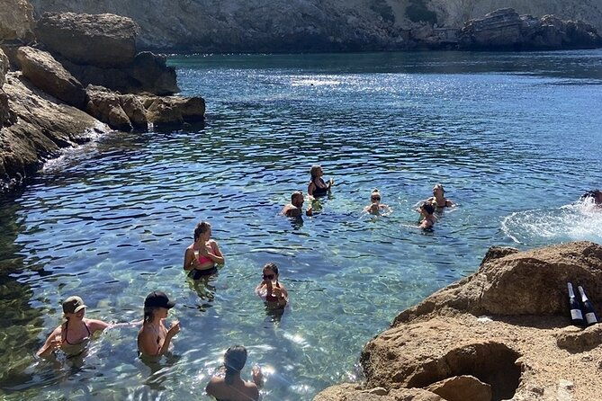 secret-cove-yoga-and-crystal-waters-experience-in-ibiza