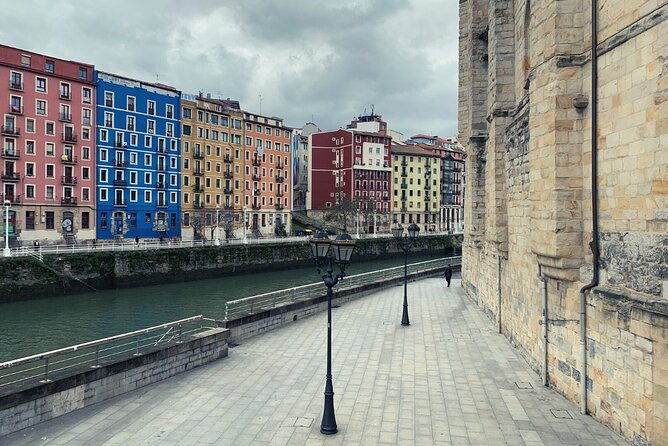 secrets-of-casco-viejo-in-bilbao-quest-experience