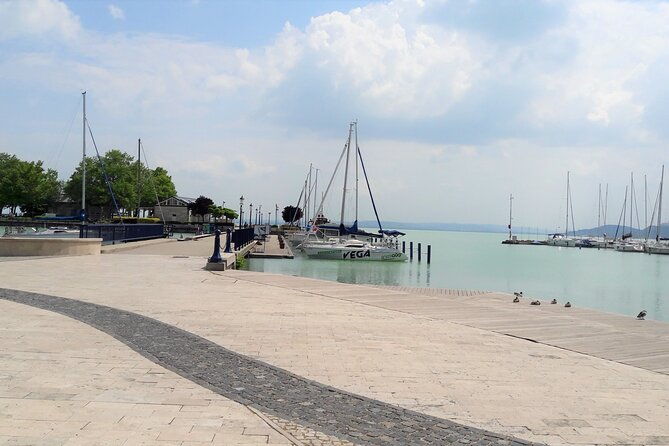 see-the-hungarian-sea-lake-balaton-2