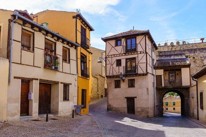 segovia-walking-private-tour-3-hours-with-tickets-included