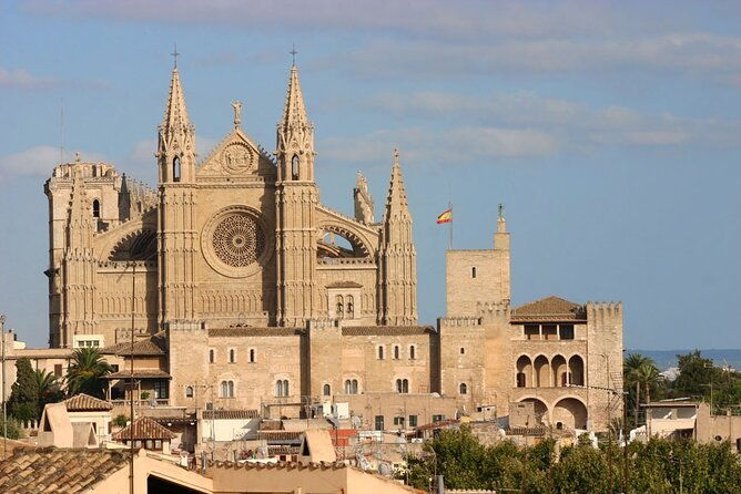 self-guided-audio-tour-the-legends-of-palma