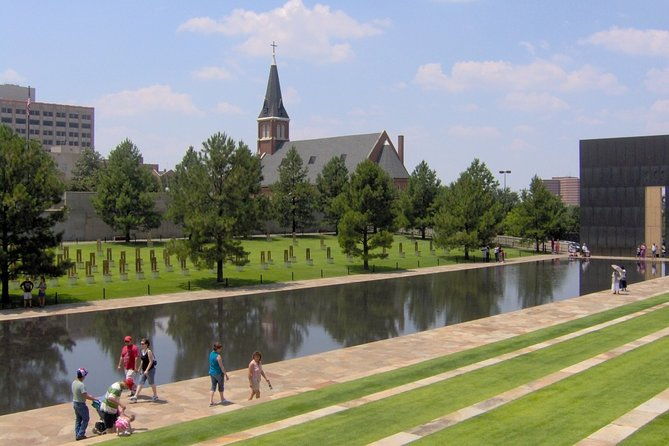 self-guided-oklahoma-city-scavenger-hunt-wild-western-art